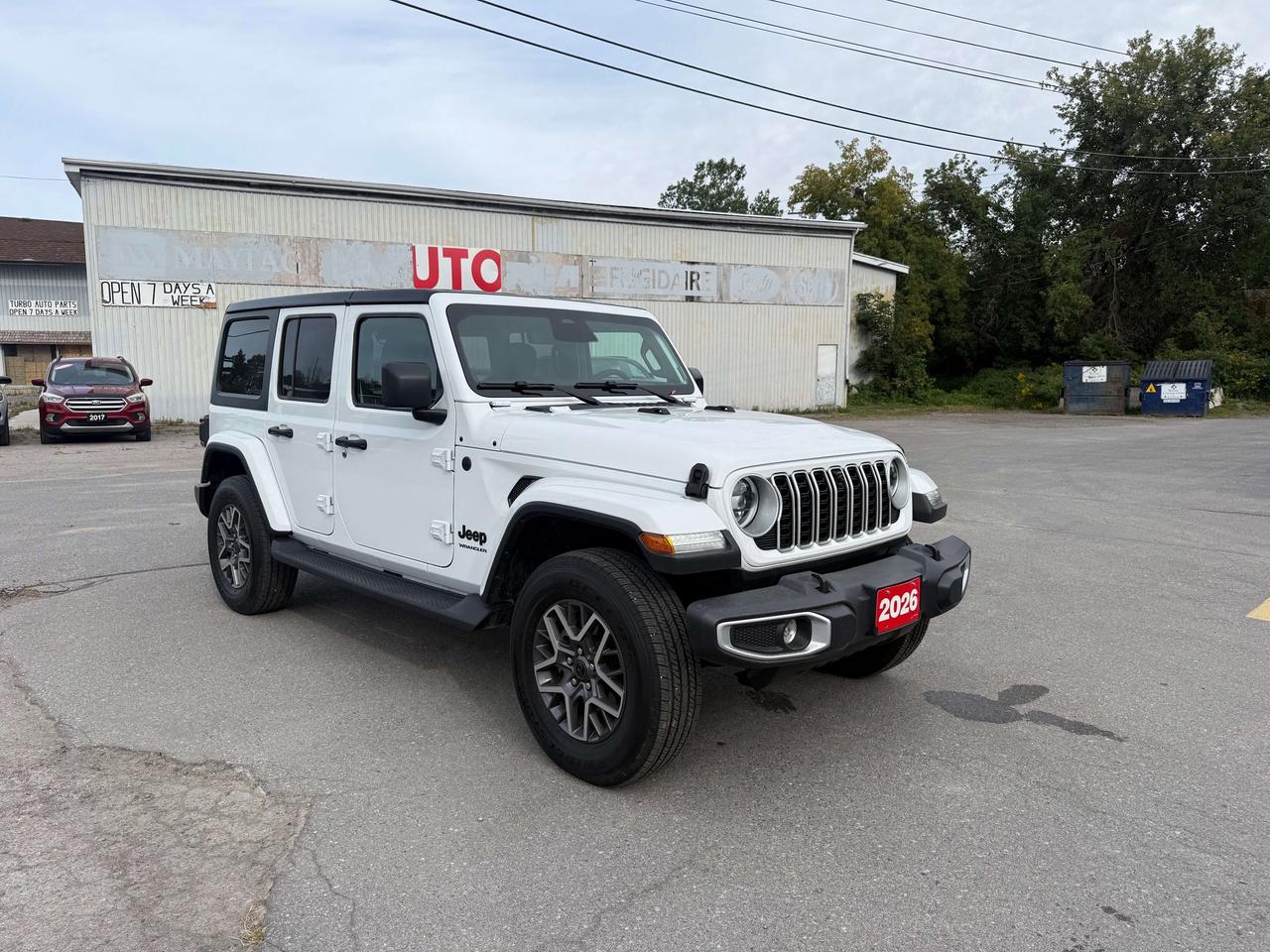2026 Jeep Wrangler Sahara 4 Door 4X4 - Mckinley Leather! Photo