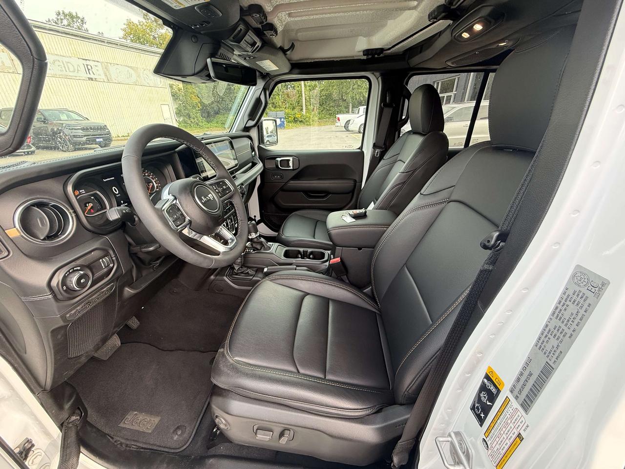 2026 Jeep Wrangler Sahara 4 Door 4X4 - Mckinley Leather! Photo
