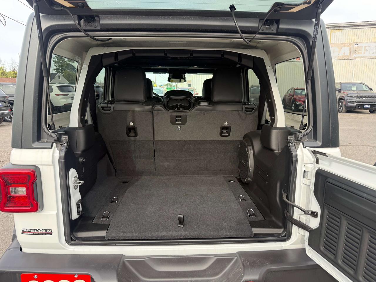 2026 Jeep Wrangler Sahara 4 Door 4X4 - Mckinley Leather! Photo