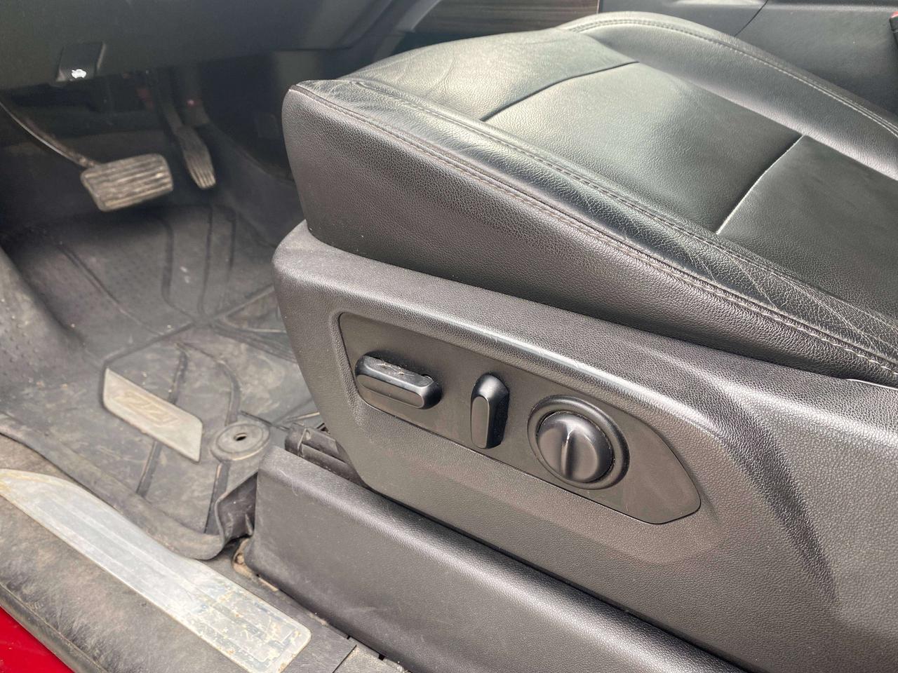 2019 Chevrolet Silverado 1500 RST Z71, CLEAN CARFAX, REMOTE START, LEATHER! Photo