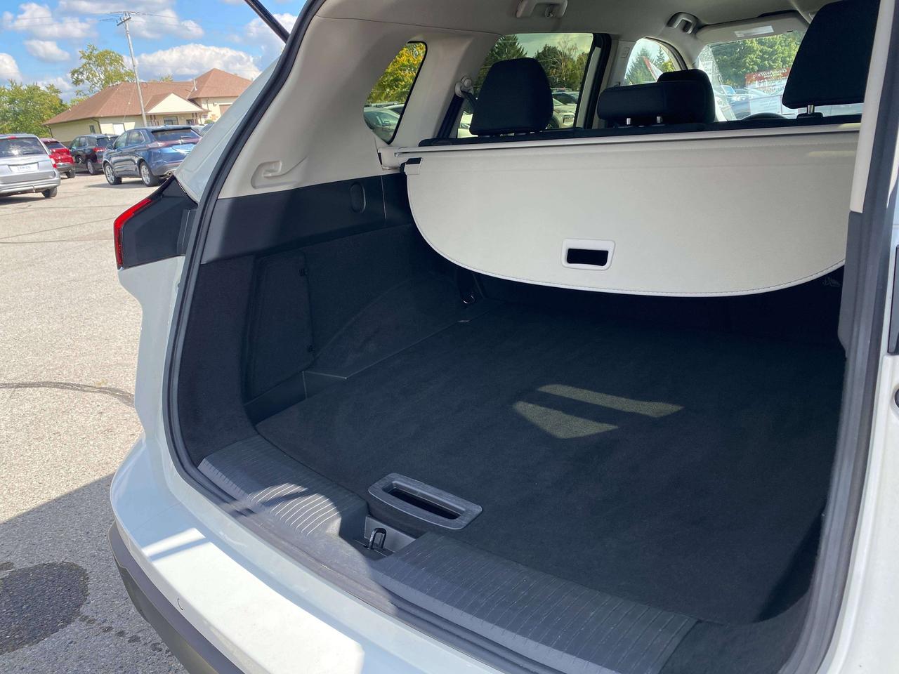 2024 Nissan Rogue S, REMOTE START, BACK UP CAMERA, CLEAN CARFAX! - Photo #18