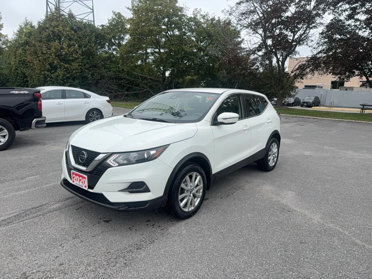 2020 Nissan Qashqai S