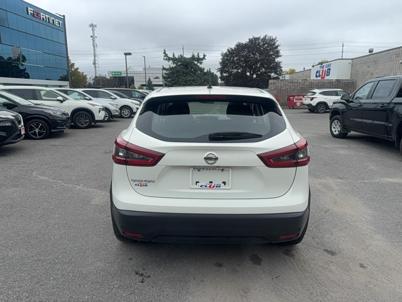 2020 Nissan Qashqai S