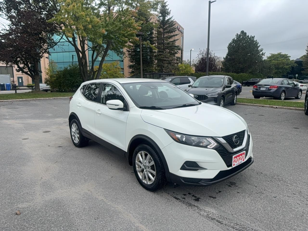 2020 Nissan Qashqai S