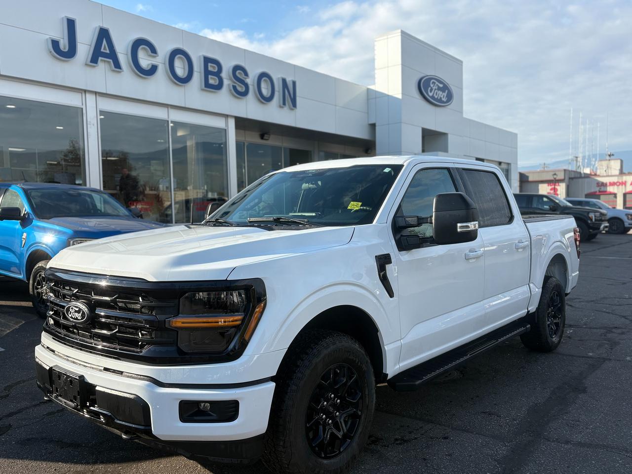 2025 Ford F-150 XLT Photo0