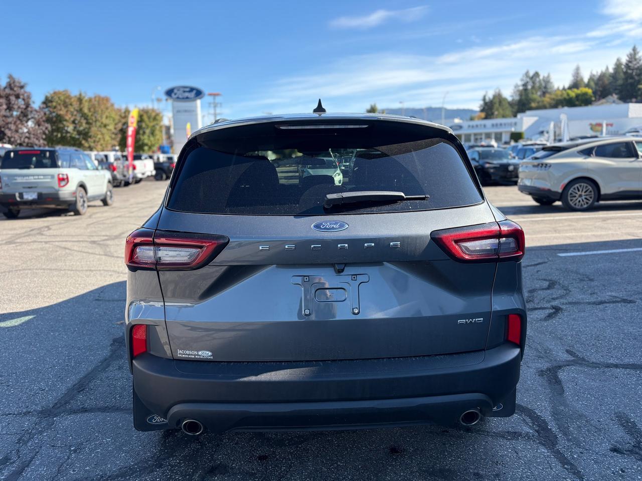 2025 Ford Escape ST-Line Select Photo3