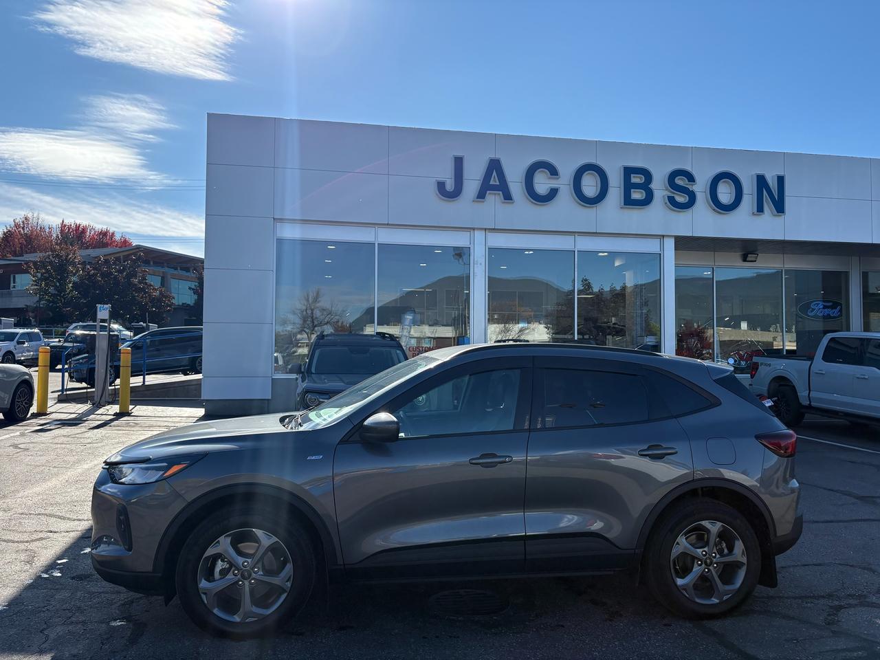 2025 Ford Escape ST-Line Select Photo1