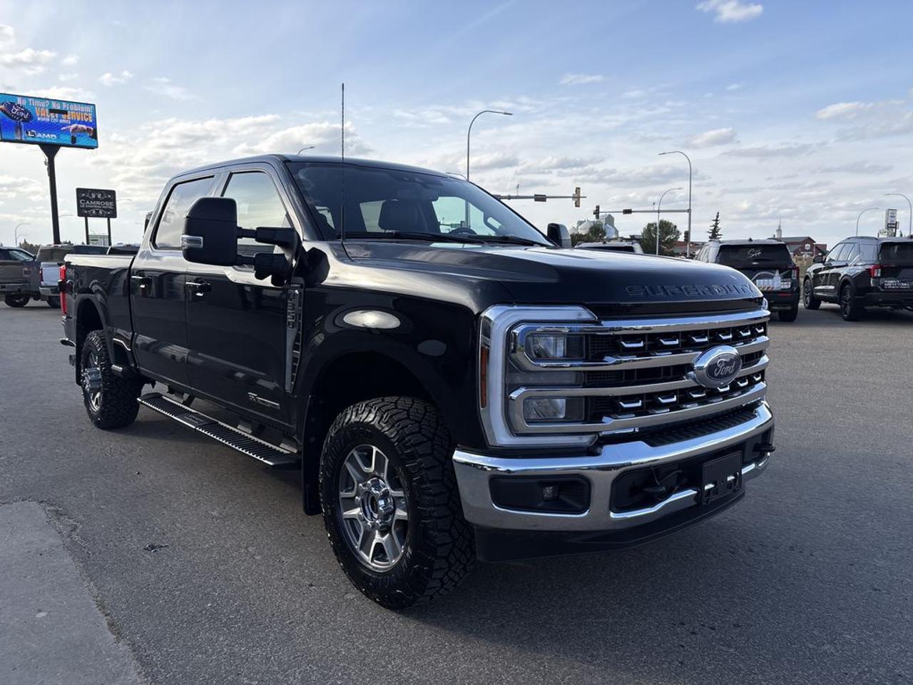 2024 Ford F-350 Super Duty SRW Lariat Photo0