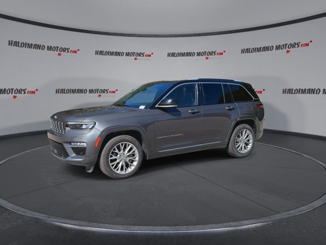 2023 Jeep Grand Cherokee Summit 4x4 | One Owner | No Accidents | 360 Camera Photo3
