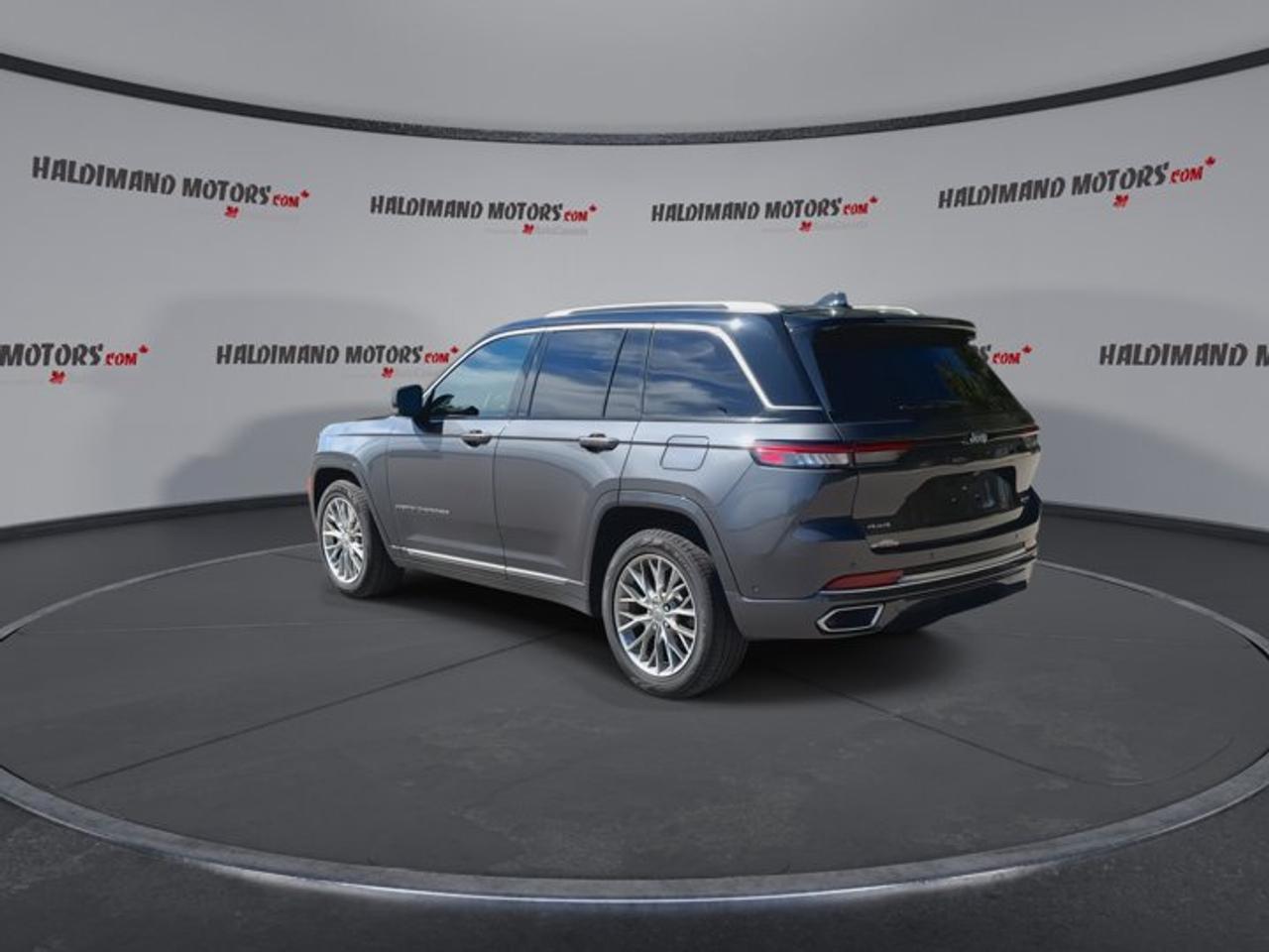 2023 Jeep Grand Cherokee Summit 4x4 | One Owner | No Accidents | 360 Camera Photo