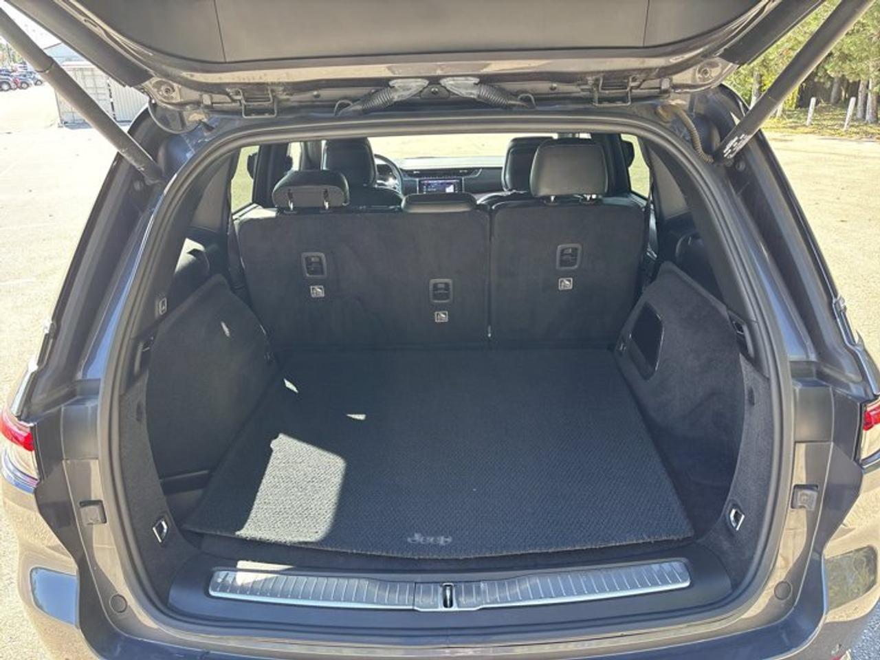 2023 Jeep Grand Cherokee Summit 4x4 | One Owner | No Accidents | 360 Camera Photo