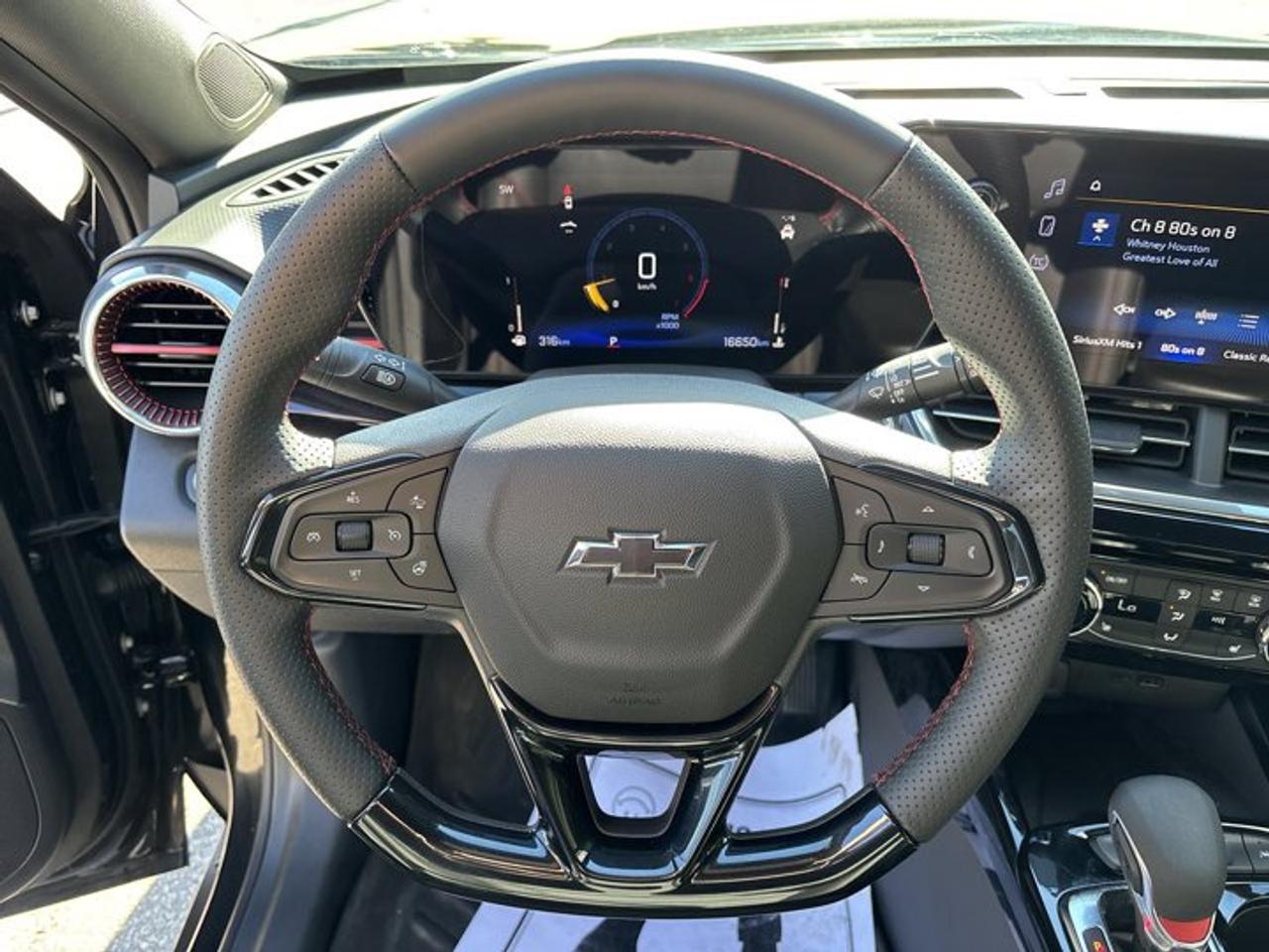 2025 Chevrolet Trax RS FWD | One Owner | No Accidents | Sunroof | Leather Seats Photo