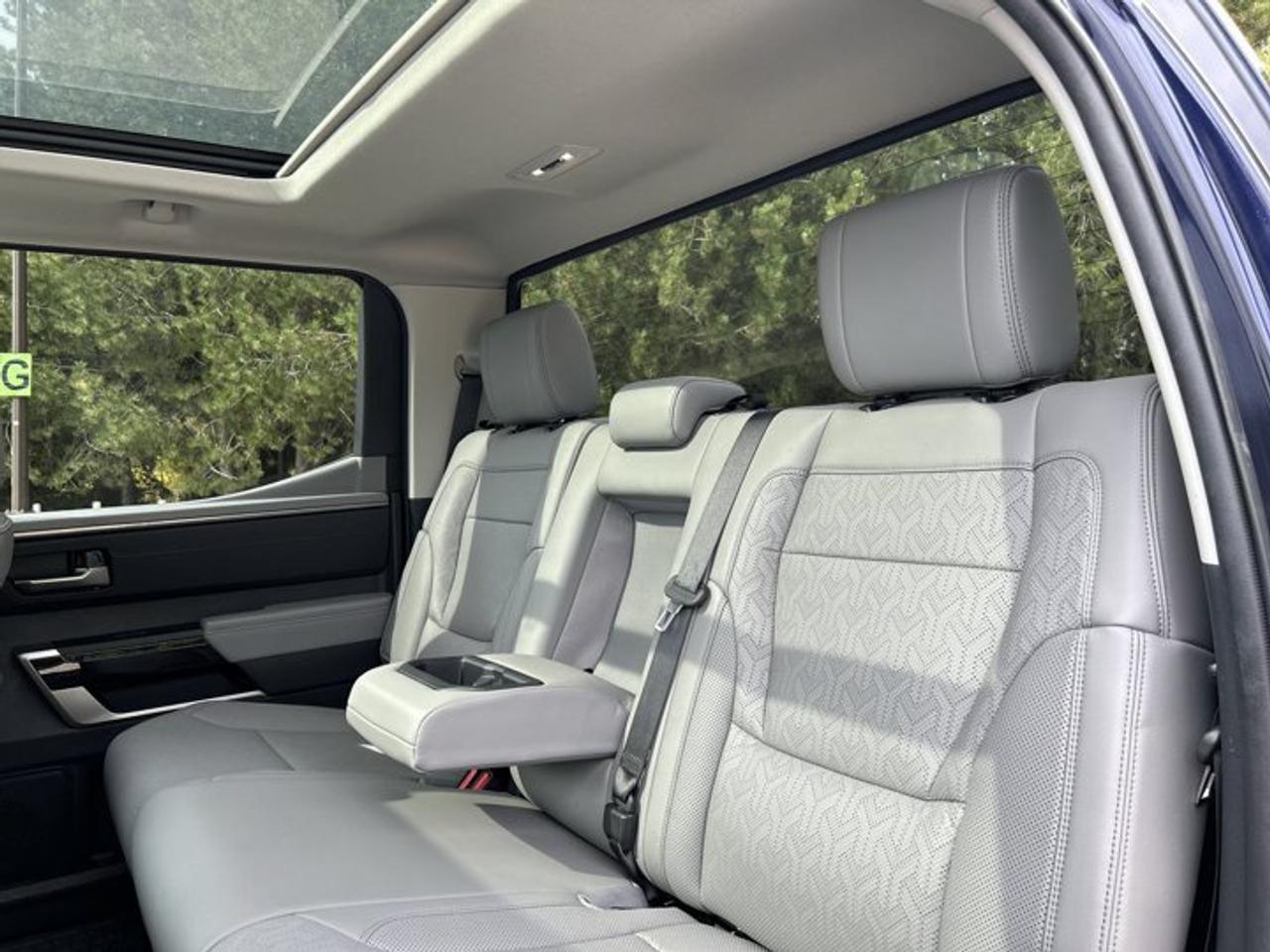 2023 Toyota Tundra Limited CrewMax 5.5' Bed 4x4 | No Accidents | Leather Seats Photo