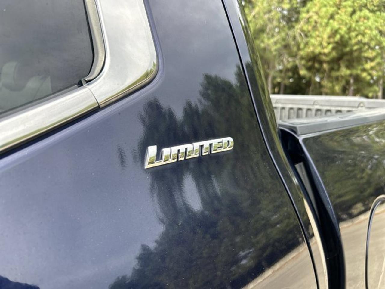 2023 Toyota Tundra Limited CrewMax 5.5' Bed 4x4 | No Accidents | Leather Seats Photo
