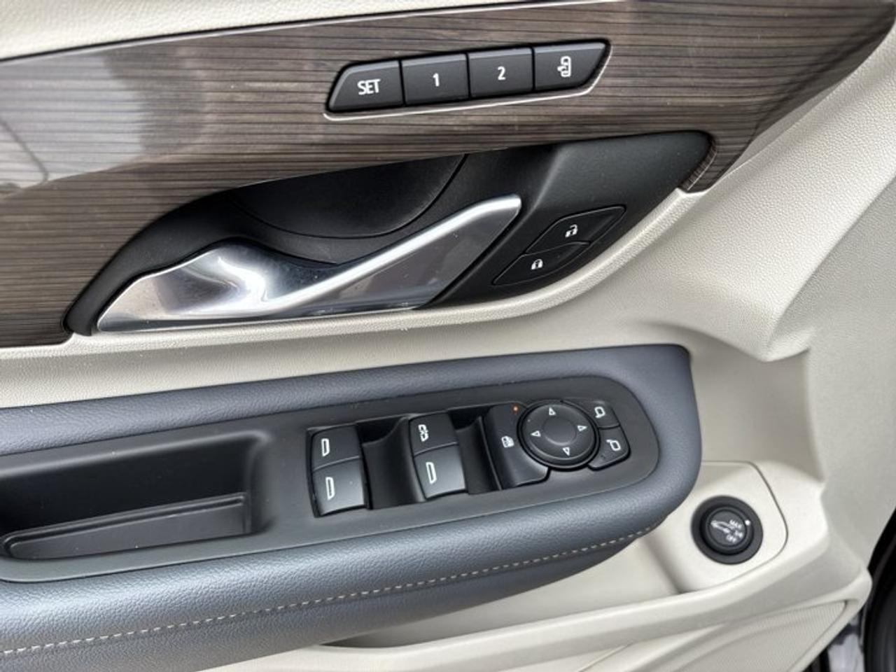 2024 GMC Terrain Denali AWD | No Accidents | Vent. Front Seats Photo
