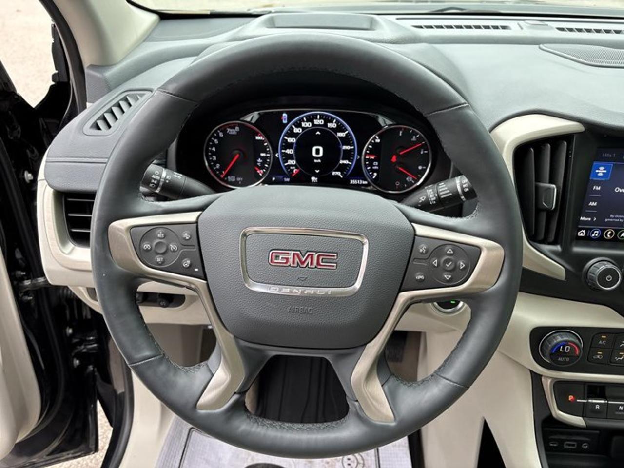 2024 GMC Terrain Denali AWD | No Accidents | Vent. Front Seats Photo