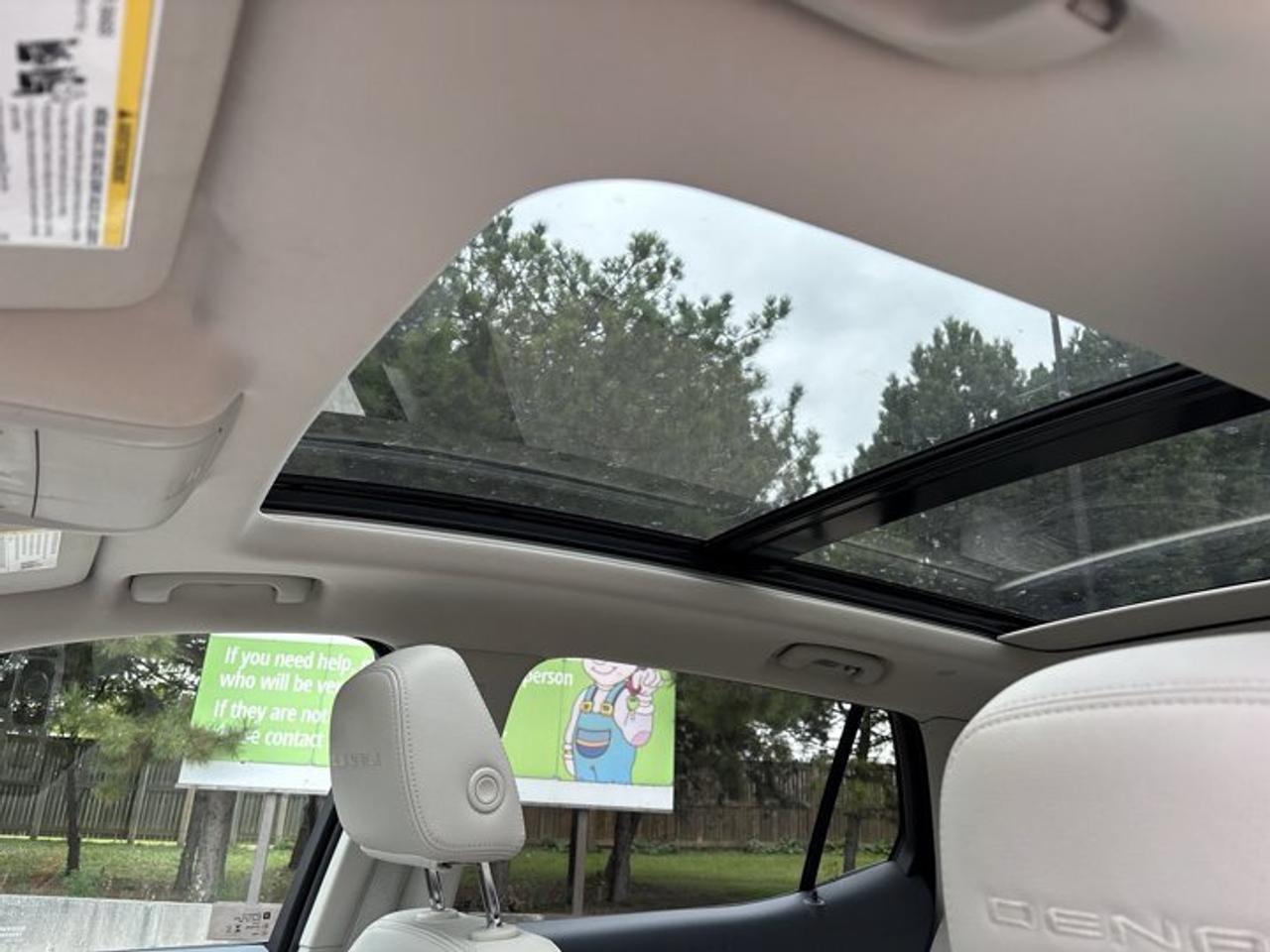 2024 GMC Terrain Denali AWD | No Accidents | Vent. Front Seats Photo