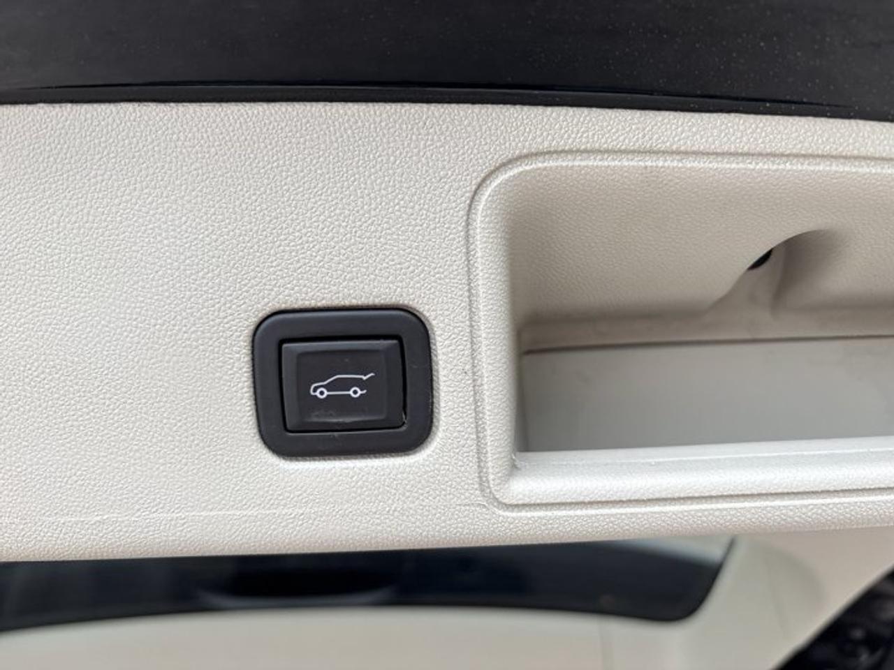2024 GMC Terrain Denali AWD | No Accidents | Vent. Front Seats Photo
