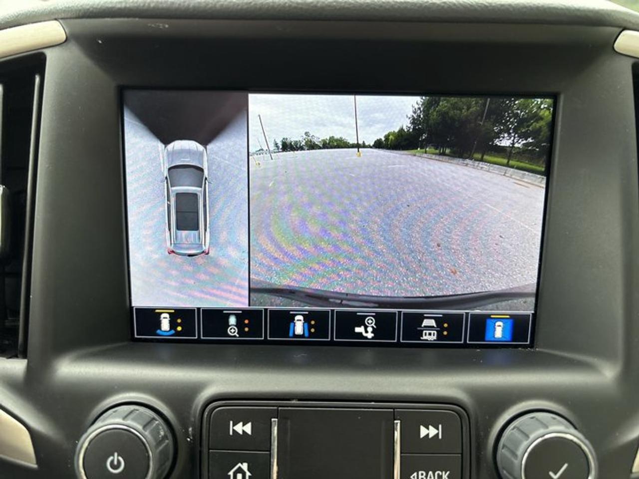 2024 GMC Terrain Denali AWD | No Accidents | Vent. Front Seats Photo