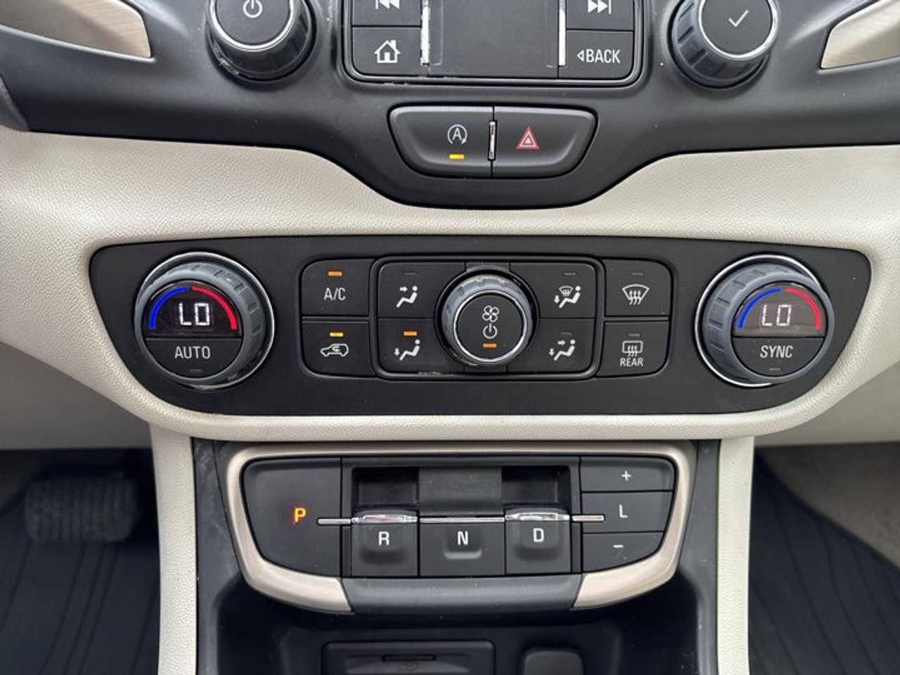 2024 GMC Terrain Denali AWD | No Accidents | Vent. Front Seats Photo