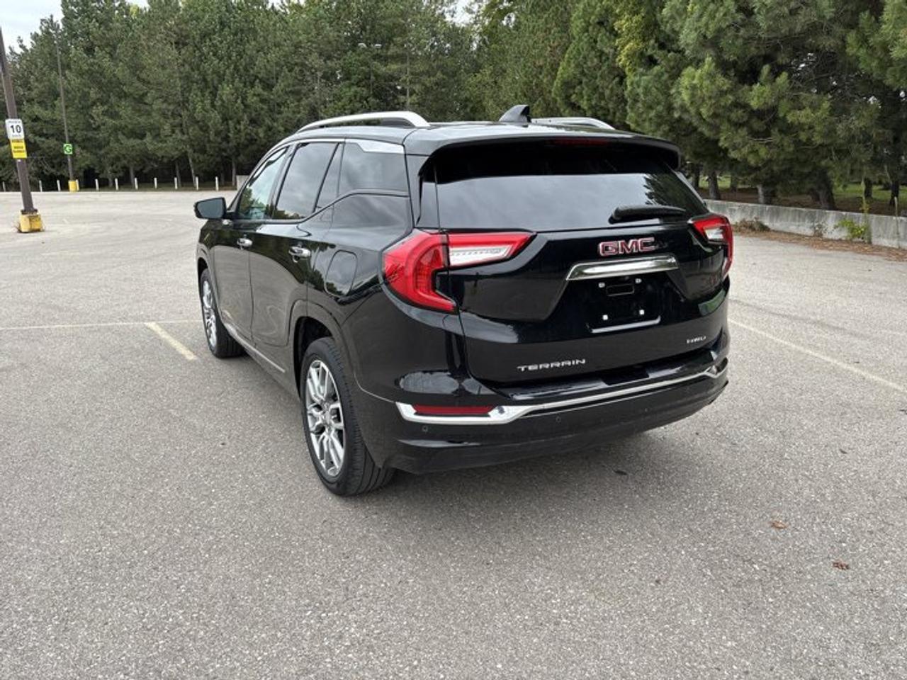 2024 GMC Terrain Denali AWD | No Accidents | Vent. Front Seats Photo