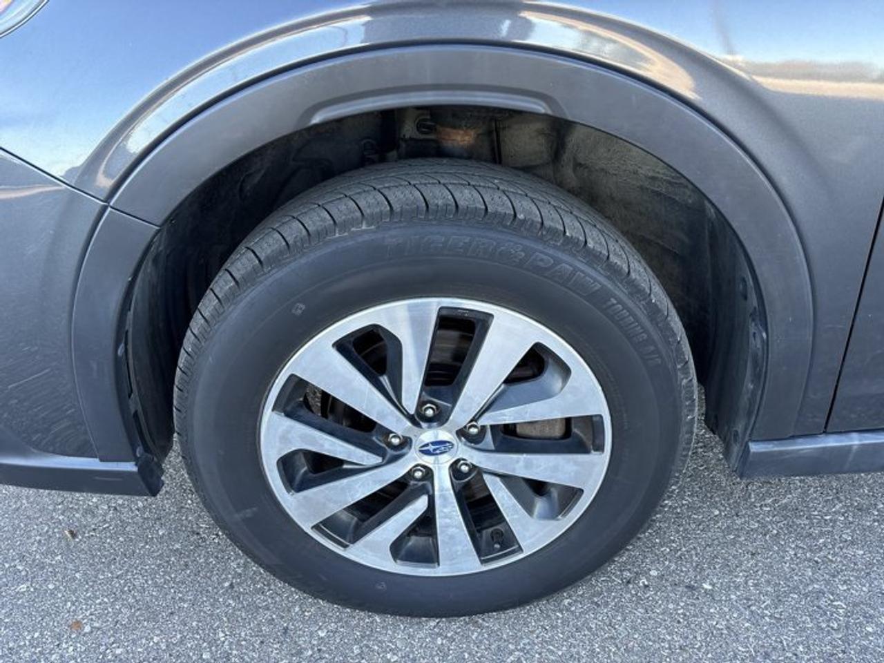 2022 Subaru Outback Touring AWD | No Accidents | Heated Steering Photo