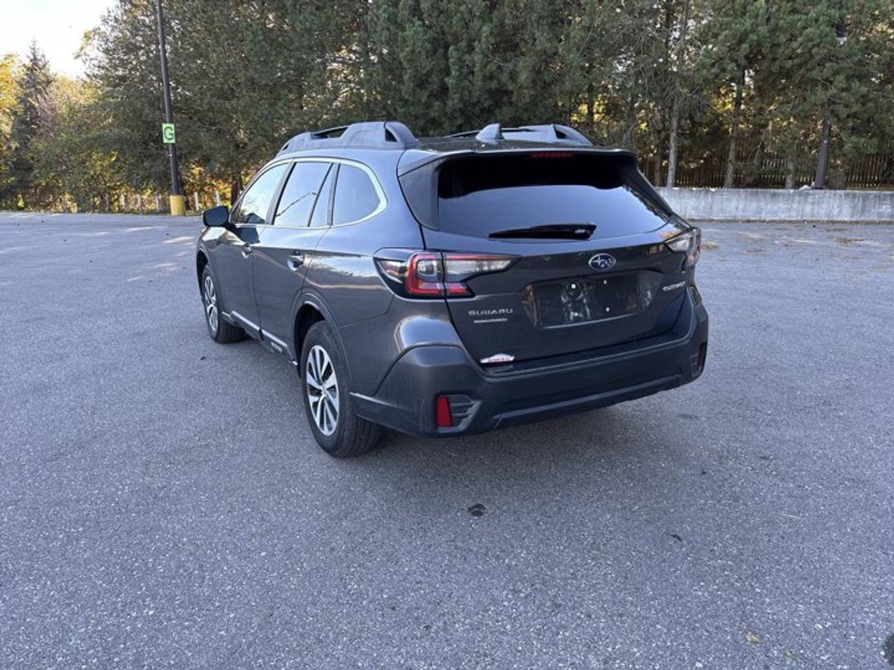 2022 Subaru Outback Touring AWD | No Accidents | Heated Steering Photo