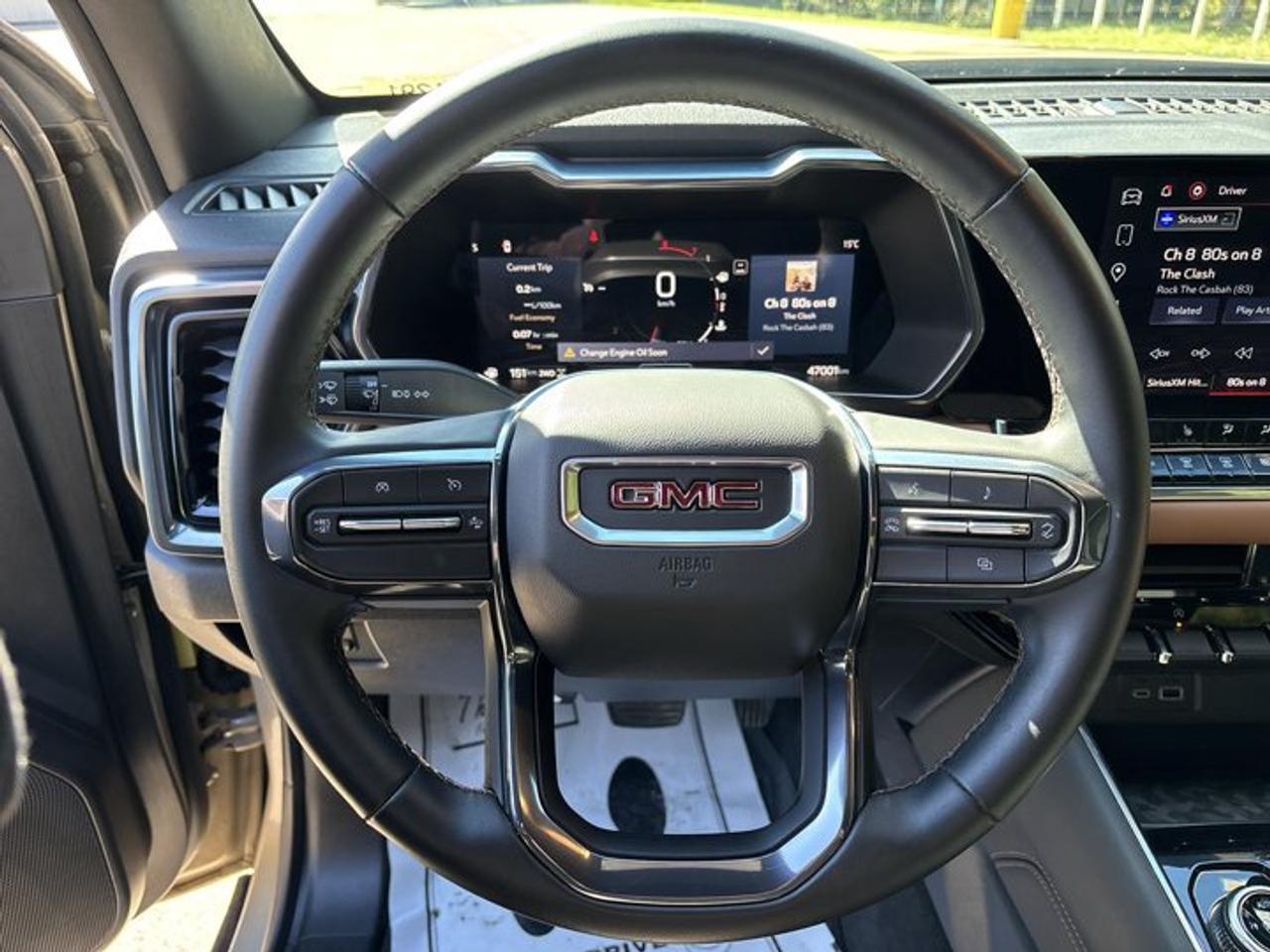 2024 GMC Canyon AT4 Crew Cab 5' Box 4WD | No Accidents | Sunroof Photo