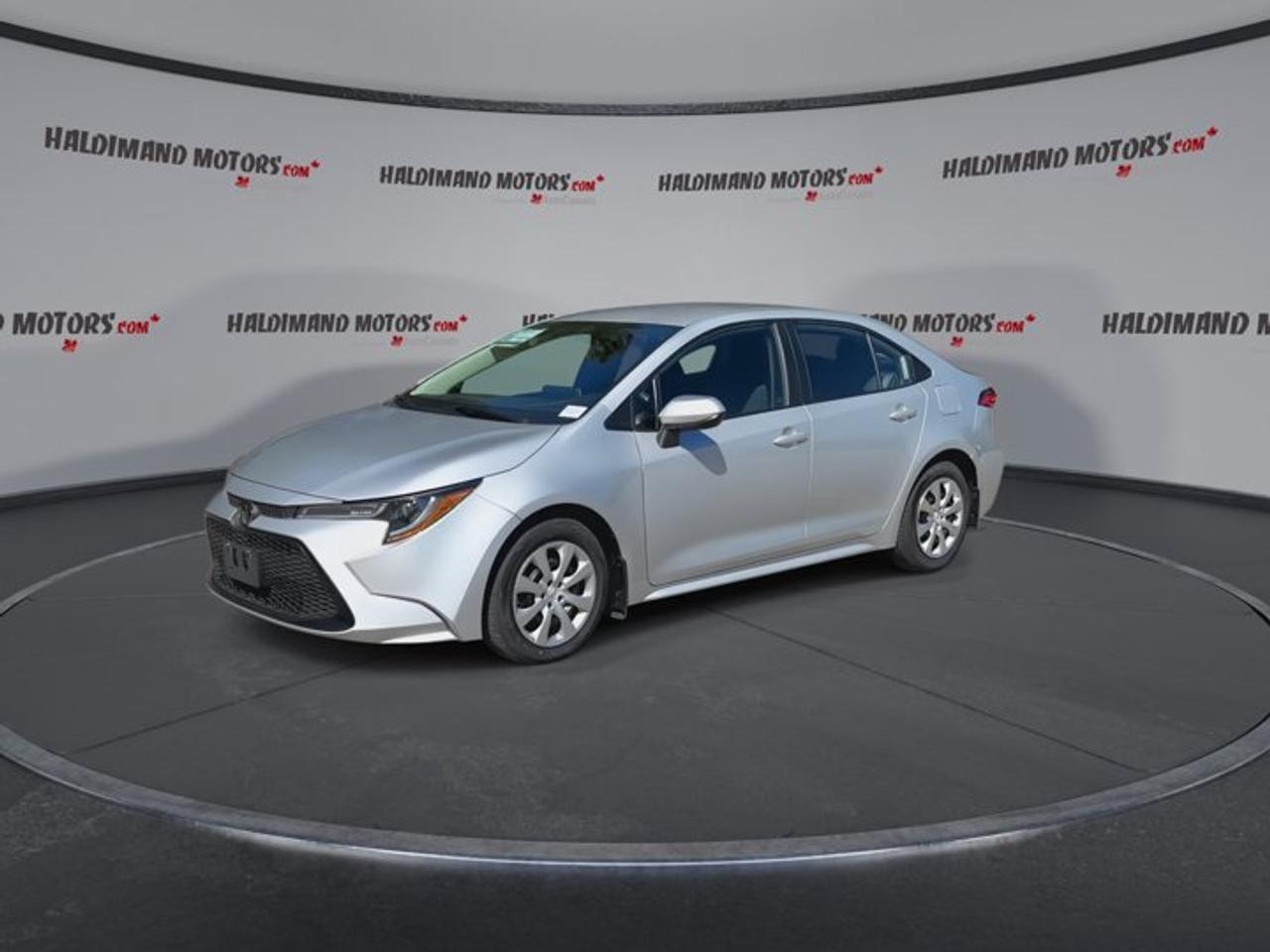 2020 Toyota Corolla LE | No Accidents | Heated Steering Photo3