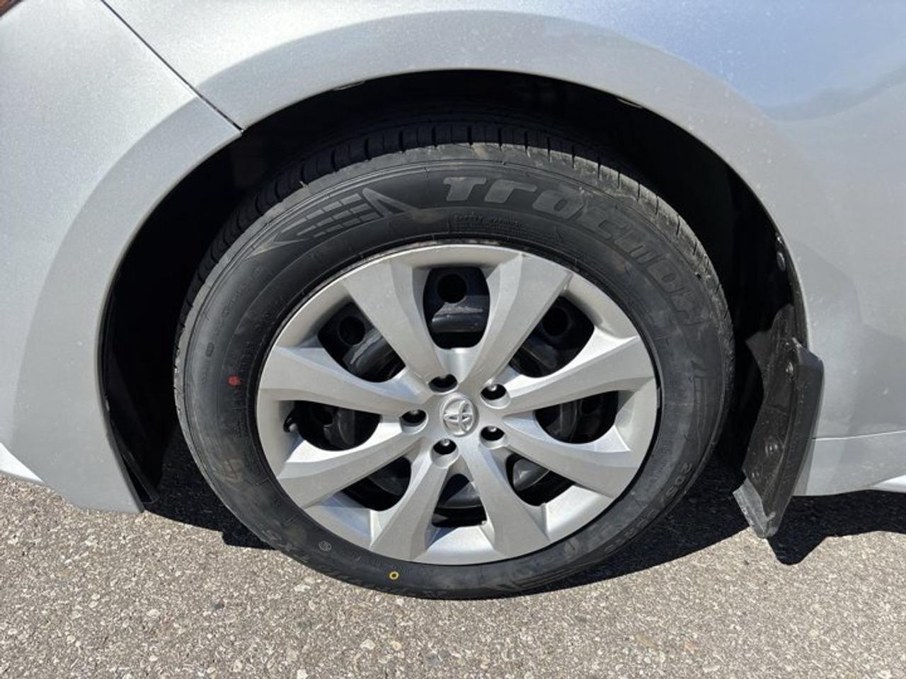 2020 Toyota Corolla LE | No Accidents | Heated Steering Photo