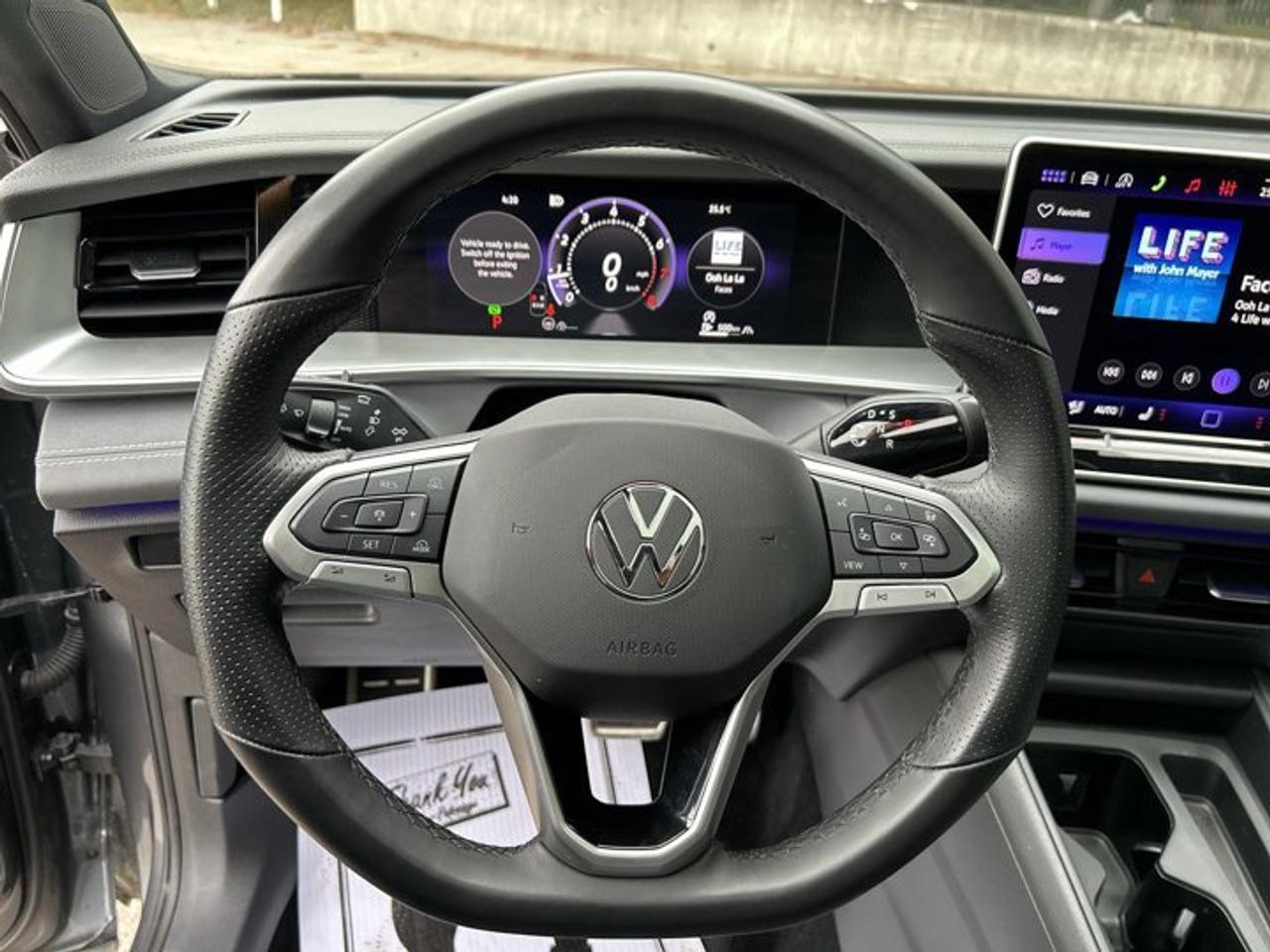 2026 Volkswagen Tiguan Comfortline R-Line Black Edition 4WD | No Accidents Photo
