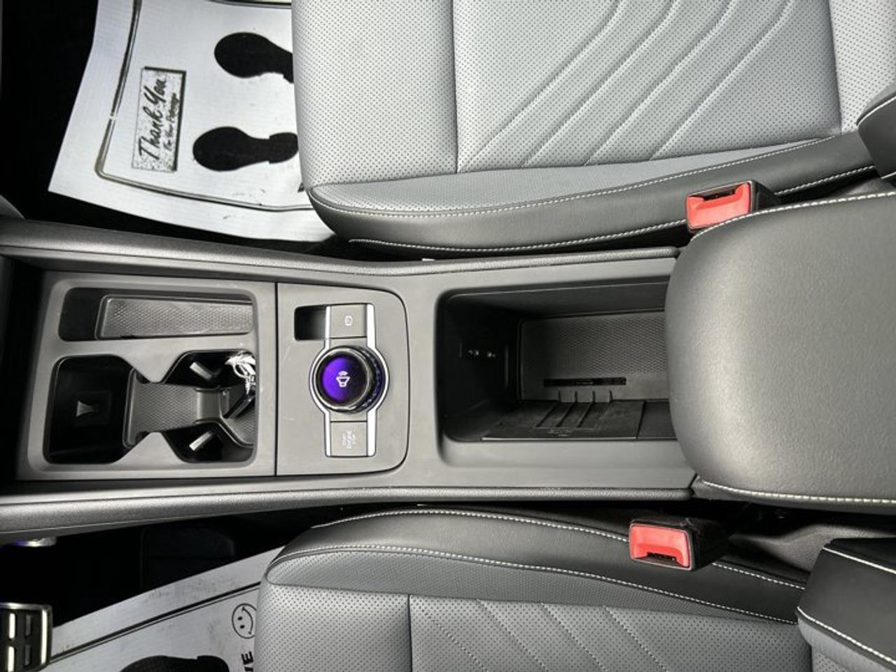 2026 Volkswagen Tiguan Comfortline R-Line Black Edition 4WD | No Accidents Photo