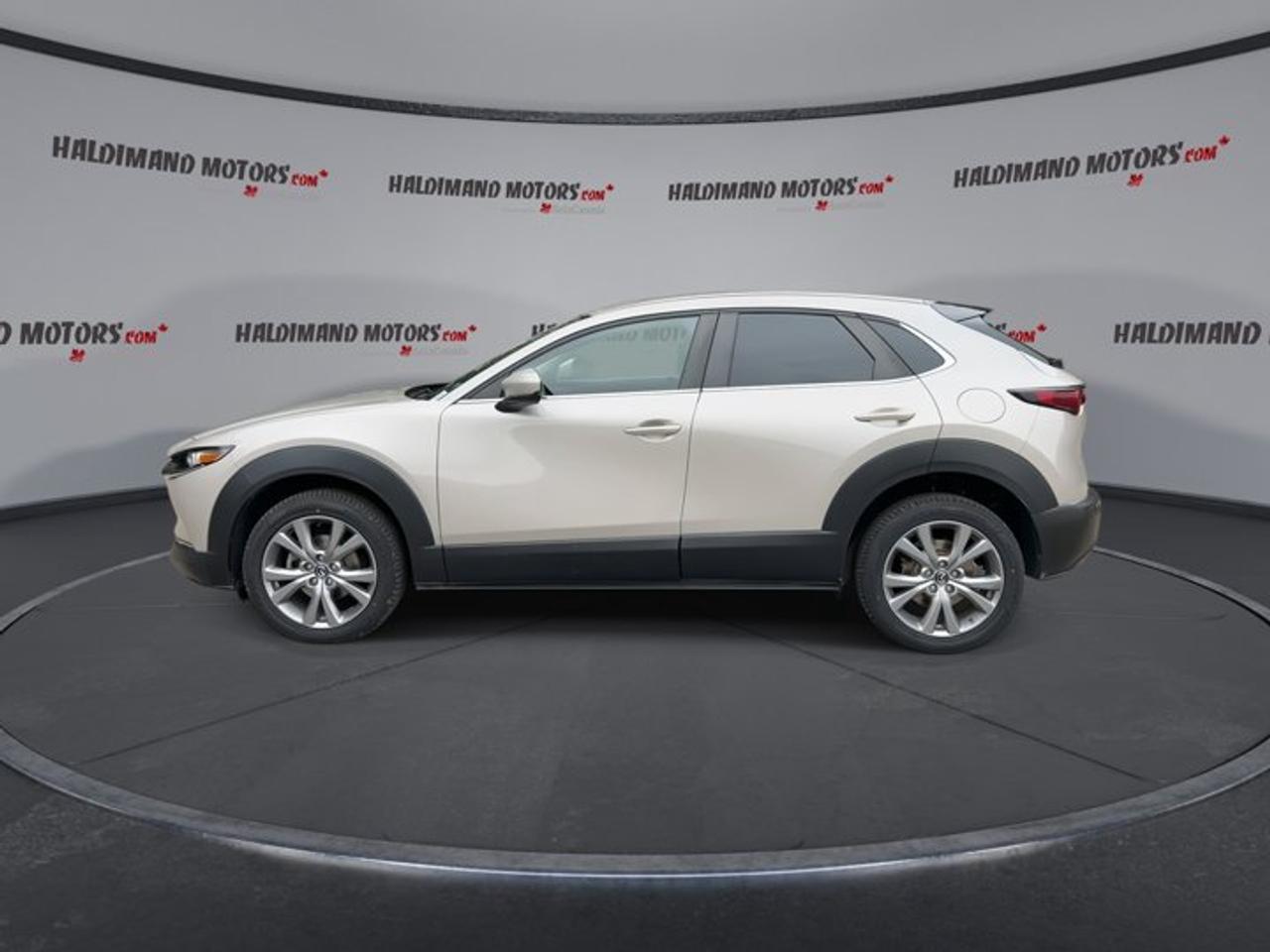 2022 Mazda CX-30 GS AWD | No Accidents | Leather Seats | Heated Steering Photo