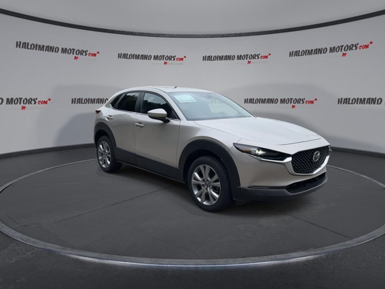 2022 Mazda CX-30 GS AWD | No Accidents | Leather Seats | Heated Steering Photo5