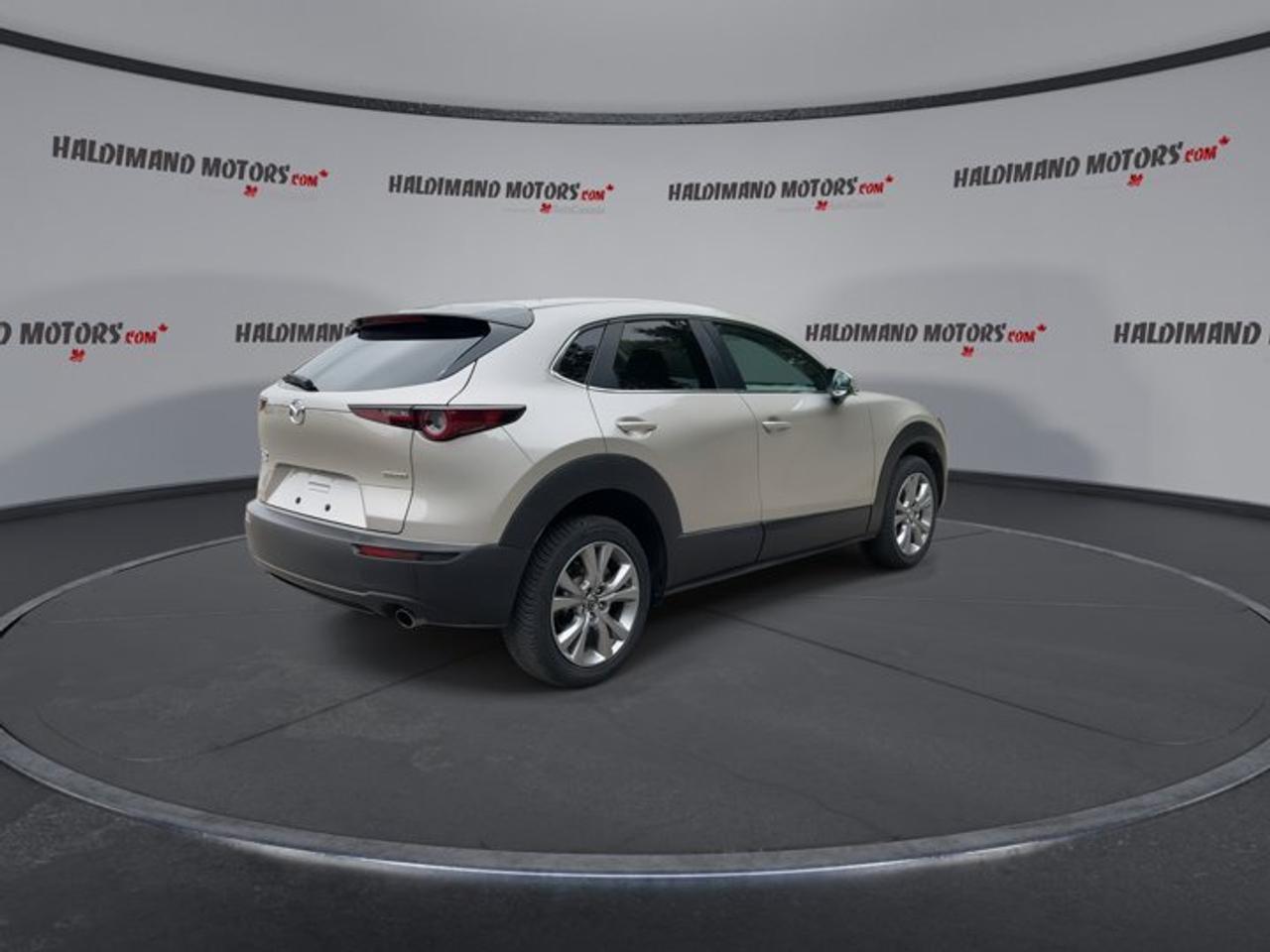 2022 Mazda CX-30 GS AWD | No Accidents | Leather Seats | Heated Steering Photo