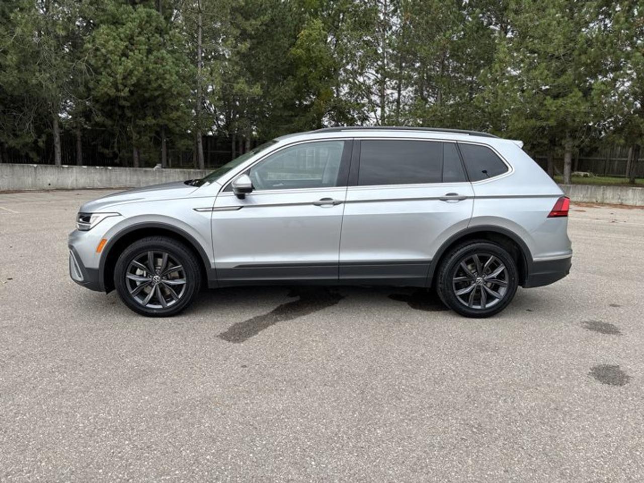 2023 Volkswagen Tiguan Comfortline 4WD | Heated Steering Wheel Photo
