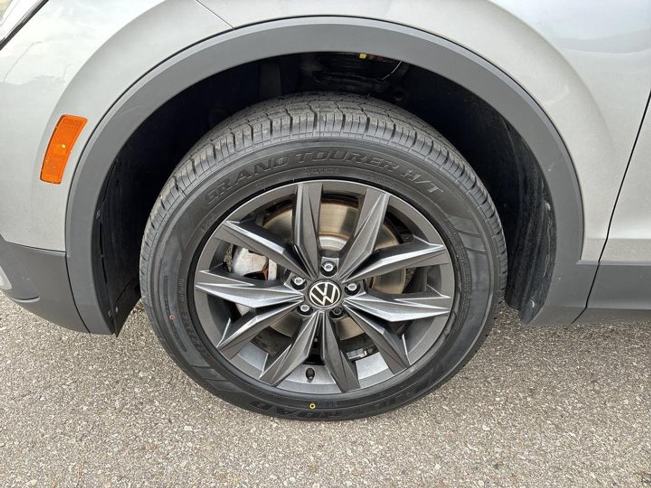 2023 Volkswagen Tiguan Comfortline 4WD | Heated Steering Wheel Photo