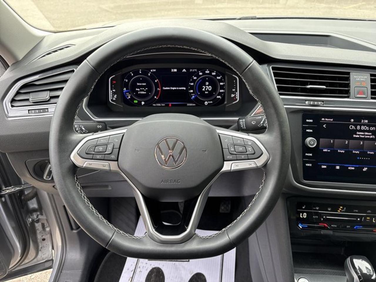 2023 Volkswagen Tiguan Comfortline 4WD | Heated Steering Wheel Photo