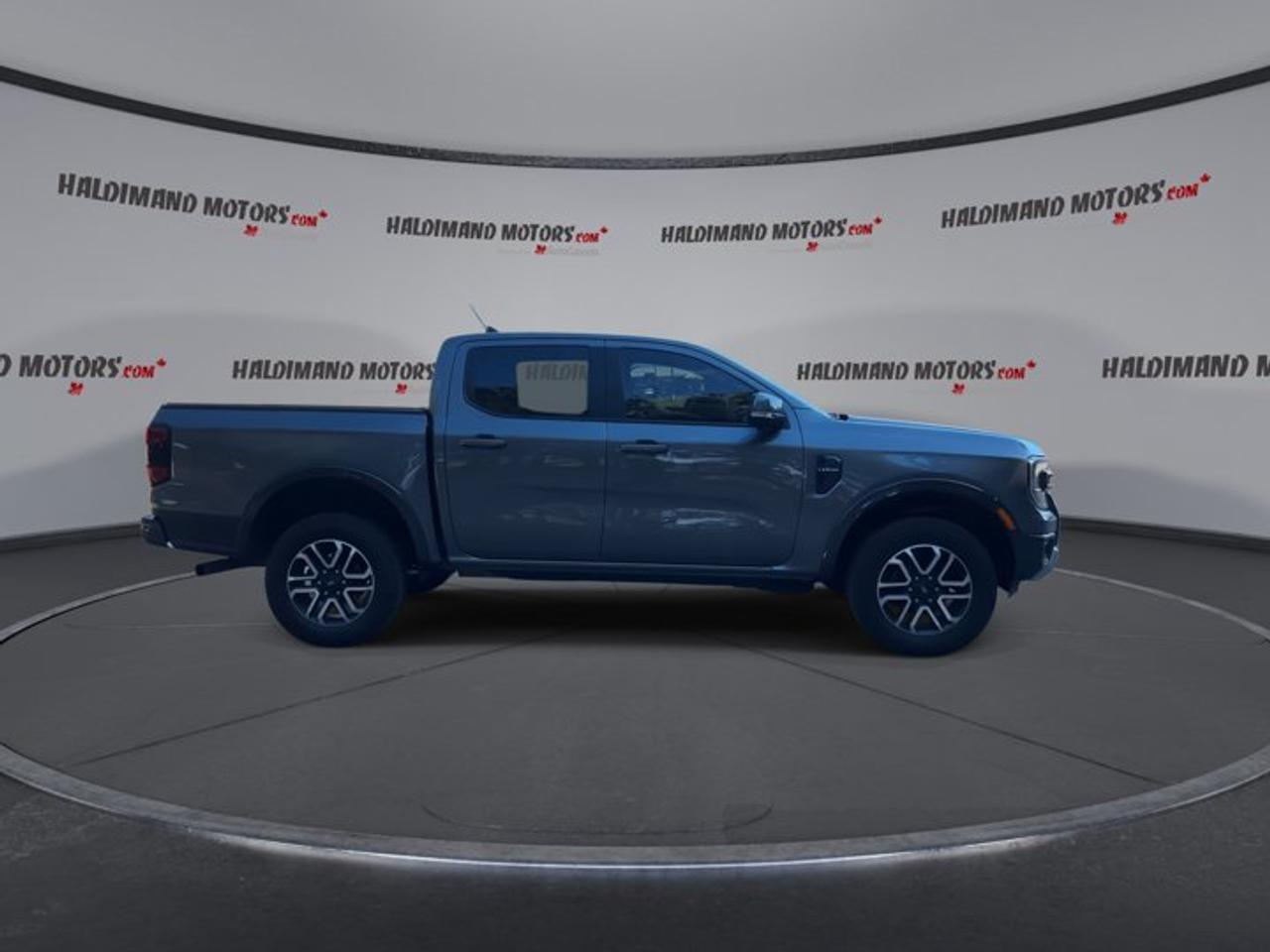 2024 Ford Ranger LARIAT Sport SuperCrew 5' Box 4WD | Leather Seats Photo