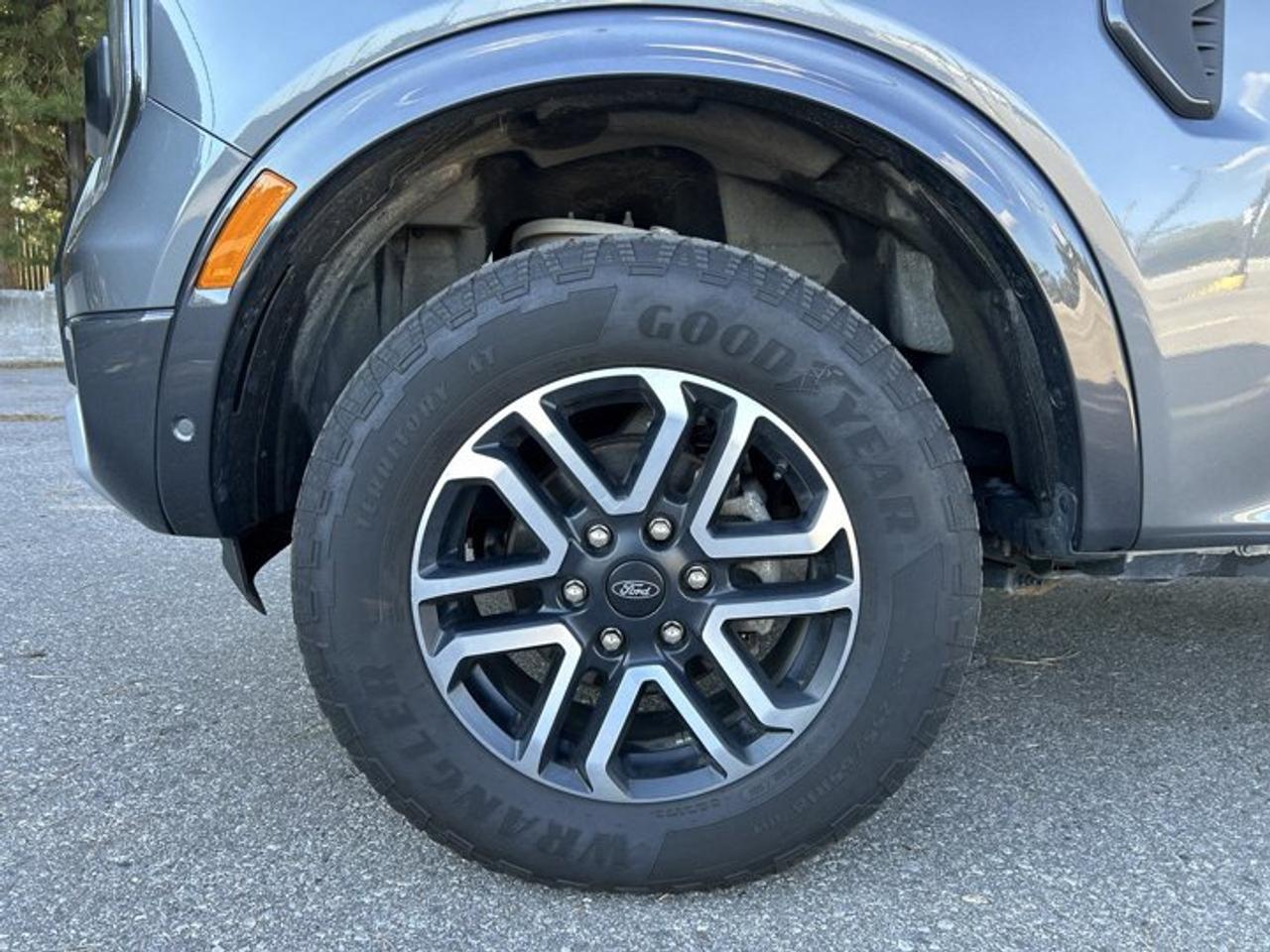 2024 Ford Ranger LARIAT Sport SuperCrew 5' Box 4WD | Leather Seats Photo