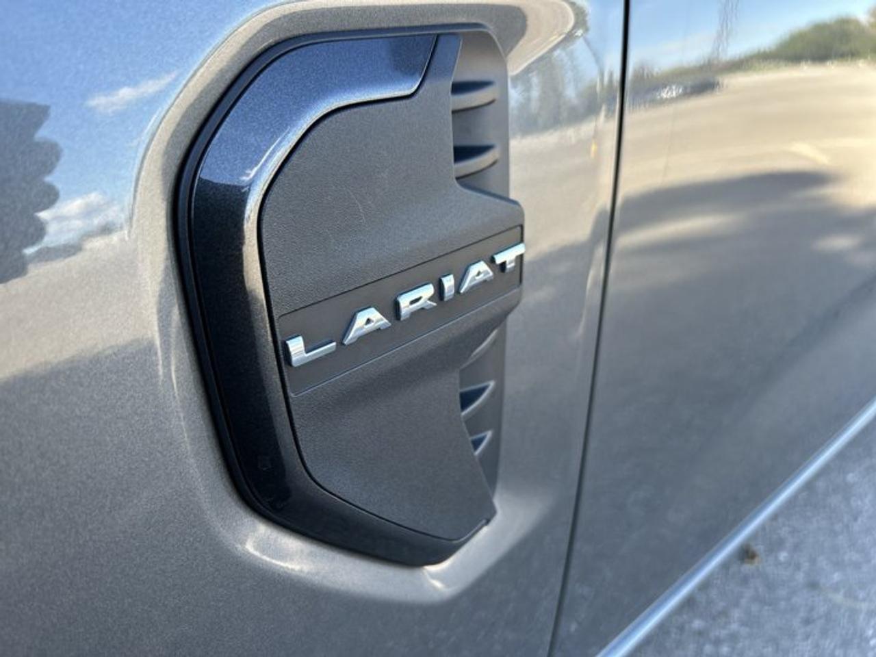 2024 Ford Ranger LARIAT Sport SuperCrew 5' Box 4WD | Leather Seats Photo
