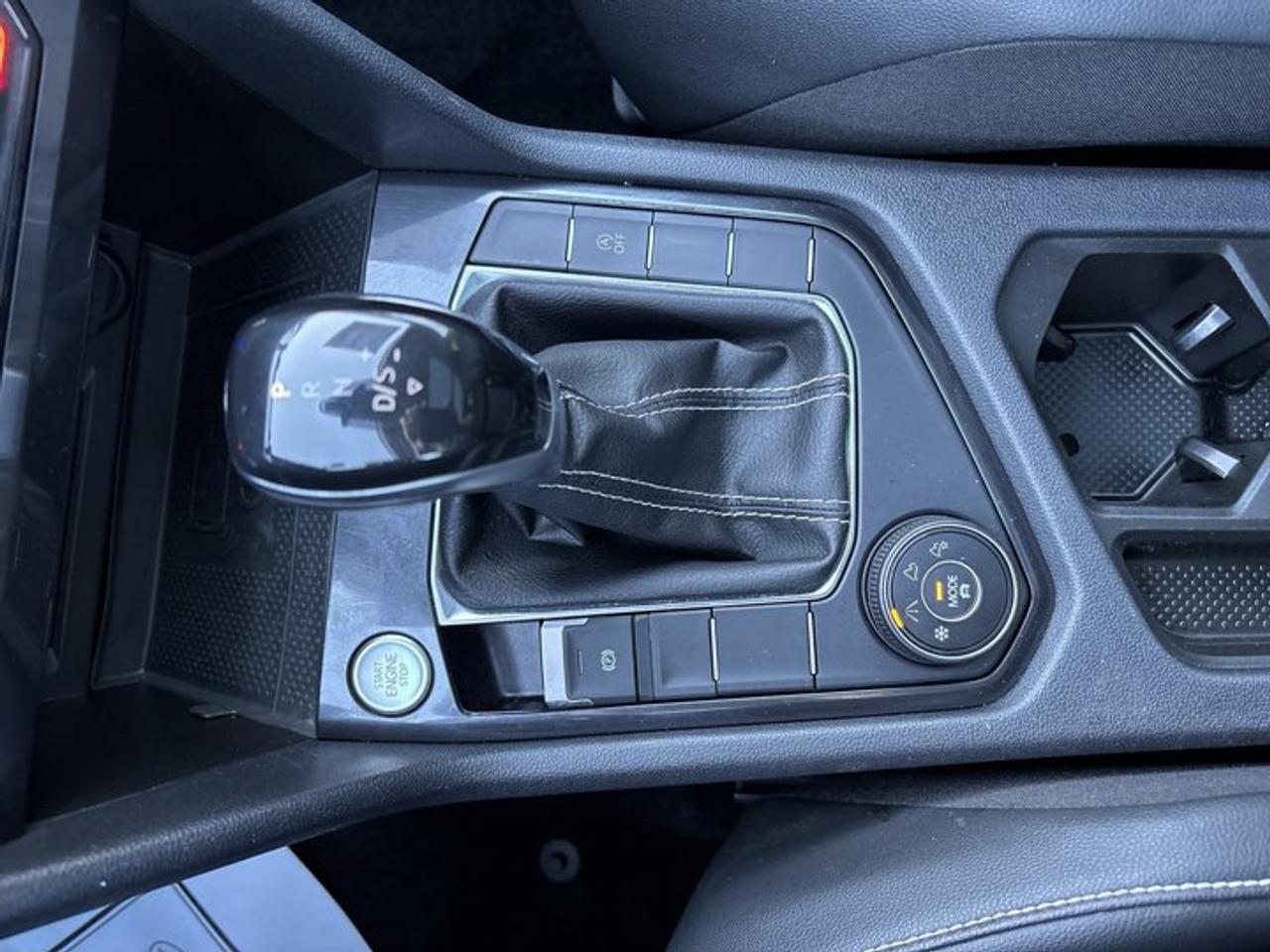 2022 Volkswagen Tiguan Comfortline 4WD | No Accidents | Pano. Sunroof Photo
