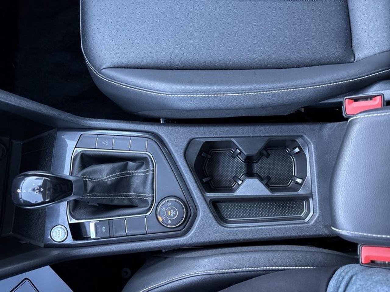 2022 Volkswagen Tiguan Comfortline 4WD | No Accidents | Pano. Sunroof Photo
