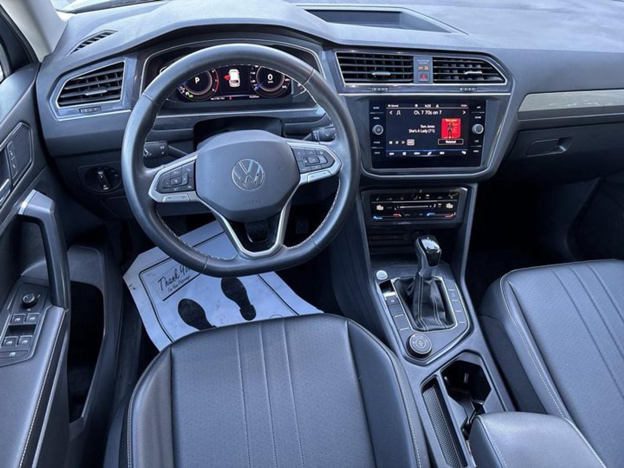 2022 Volkswagen Tiguan Comfortline 4WD | No Accidents | Pano. Sunroof Photo