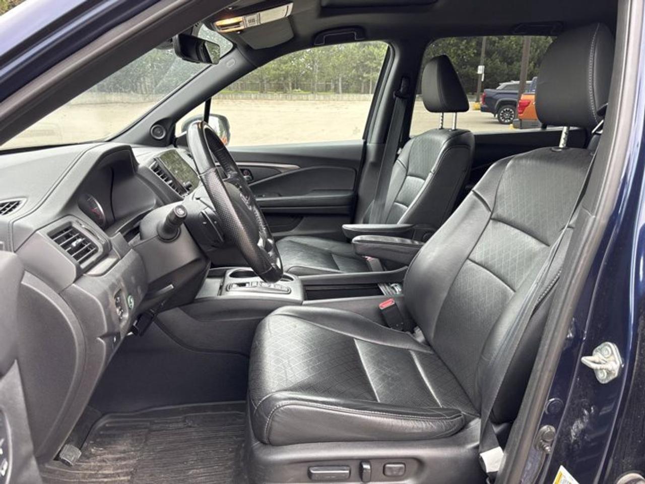 2019 Honda Passport EX-L AWD | No Accidents | Leather Seats | Sunroof Photo