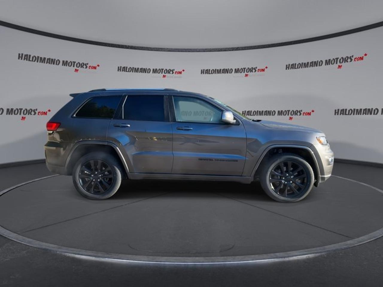 2021 Jeep Grand Cherokee Altitude 4x4 | One Owner | No Accidents | Heated Steering Photo