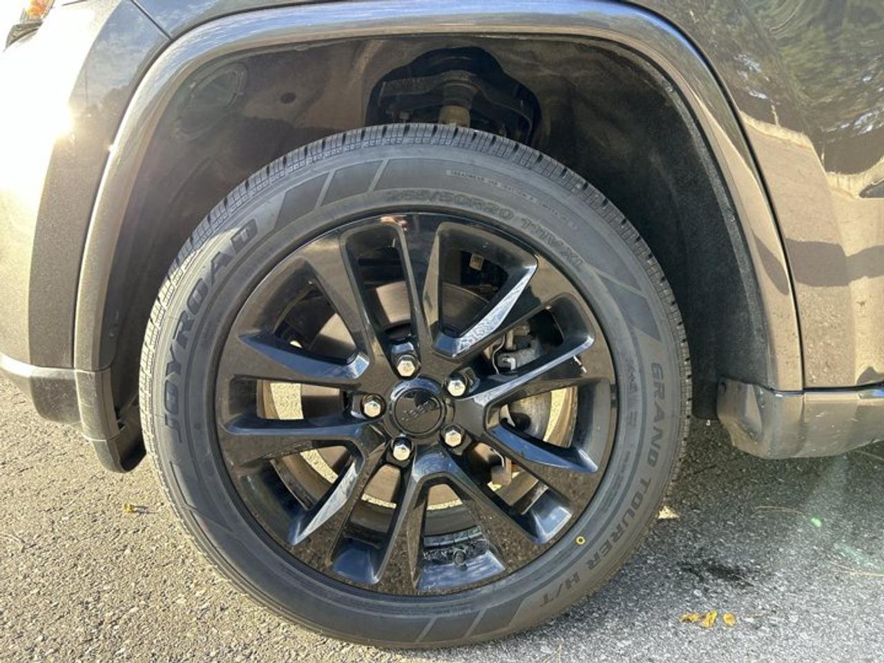 2021 Jeep Grand Cherokee Altitude 4x4 | One Owner | No Accidents | Heated Steering Photo