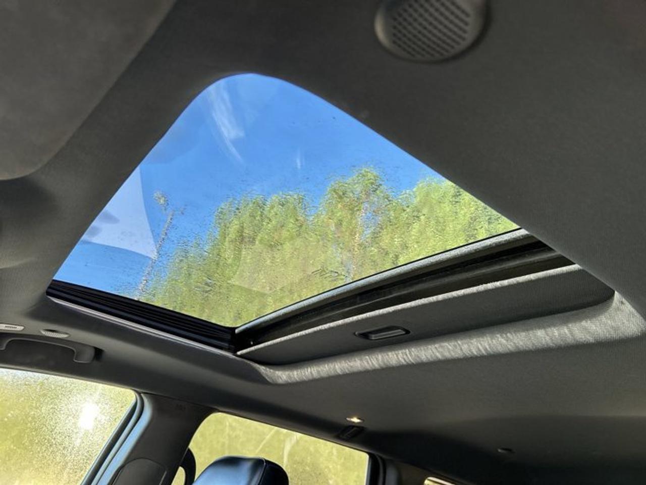 2021 Jeep Grand Cherokee Altitude 4x4 | One Owner | No Accidents | Heated Steering Photo