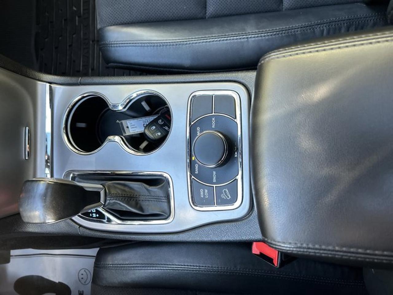 2021 Jeep Grand Cherokee Altitude 4x4 | One Owner | No Accidents | Heated Steering Photo