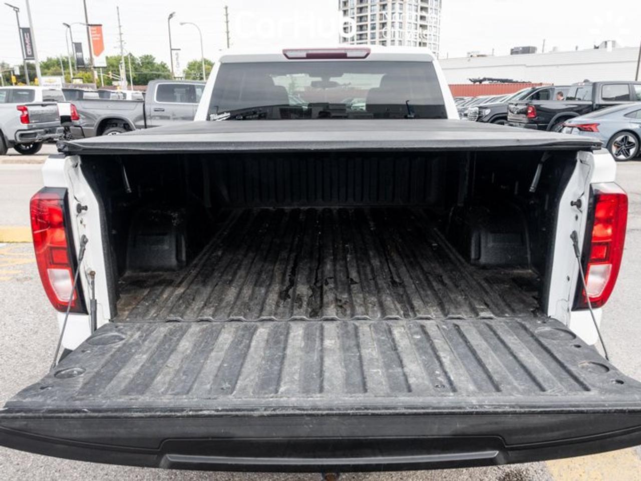 2019 GMC Sierra 1500 SLE 5.3L V8 | Trailering Package | Locking Rear Differential Photo